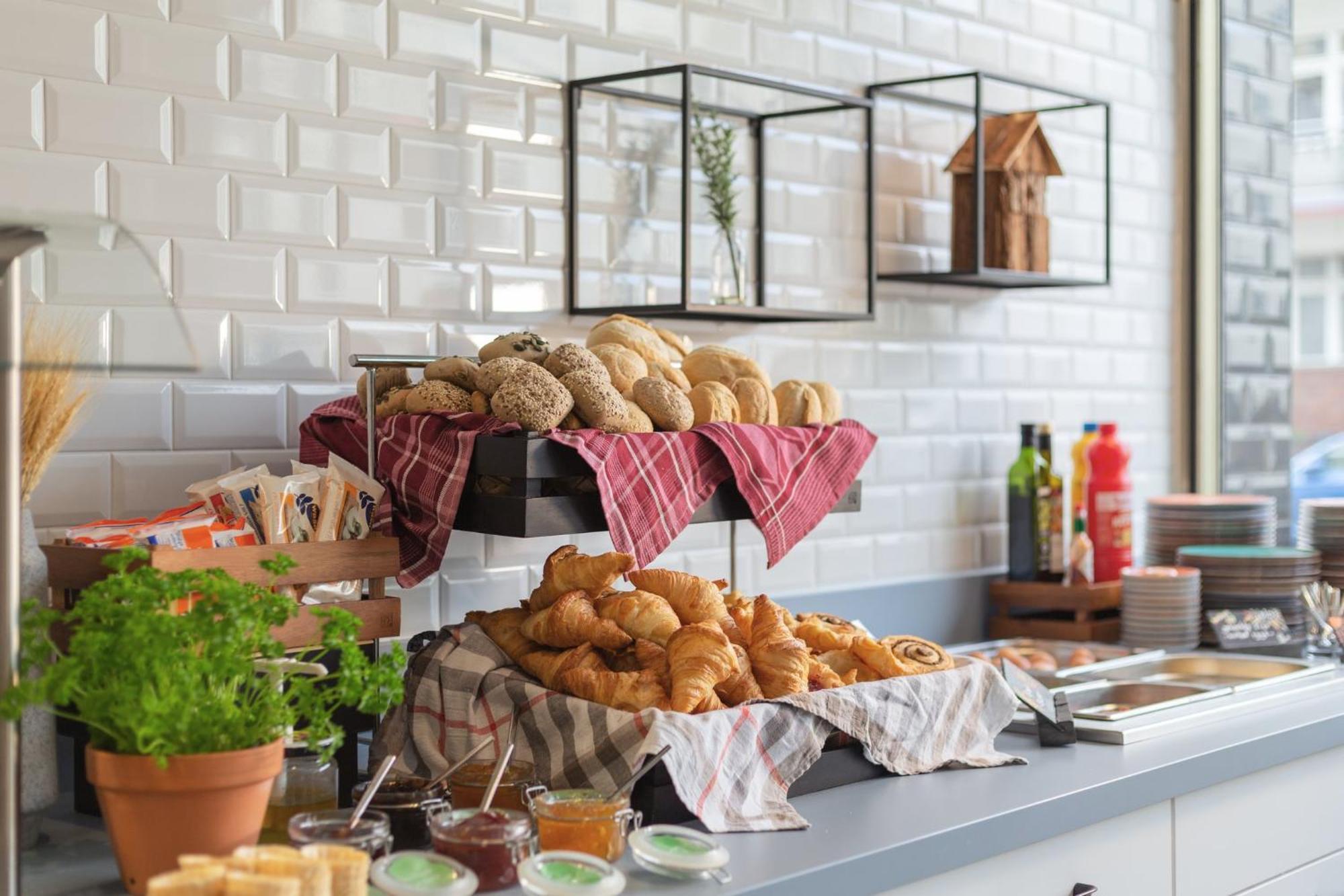 Garner Hotel Berlin - Wilmersdorf By Ihg Exterior photo